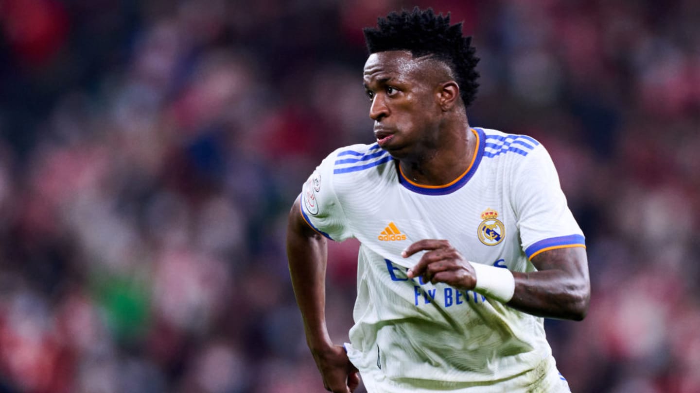 As 30 contratações de jogadores sub-20 mais caras da história - 21