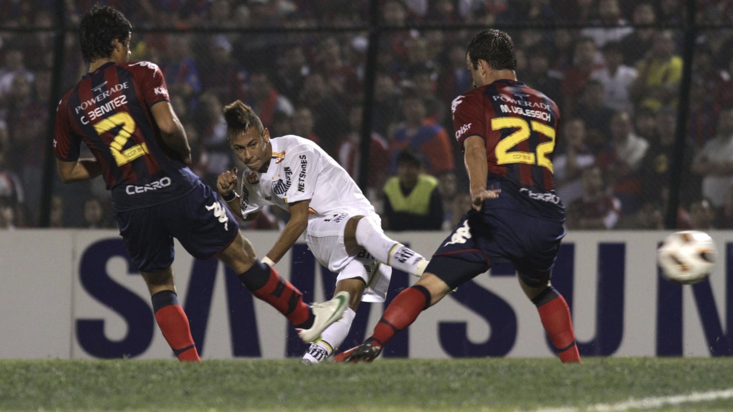 Onde estão, hoje, os 10 jogadores que eram as grandes promessas da década passada? - 10