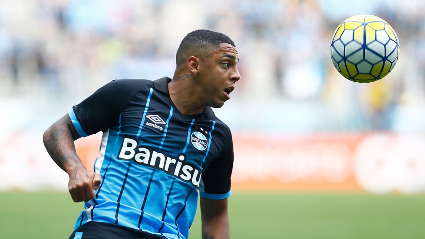 5 laterais que não deixaram saudade no torcedor do Grêmio - 4