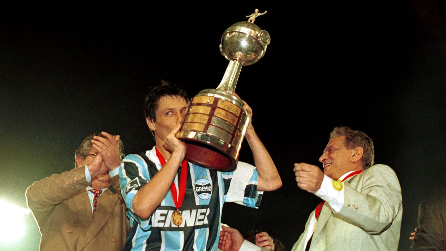 Da rejeição à obsessão: as 21 campanhas vencedoras dos brasileiros na Conmebol Libertadores - 8