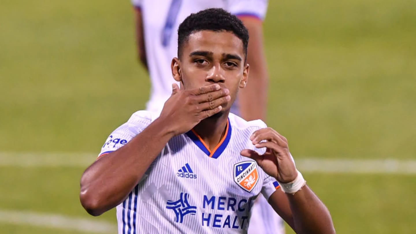 Últimas notícias do mercado de transferências do Internacional: Renê, Brenner, Vitor Roque e mais - 1