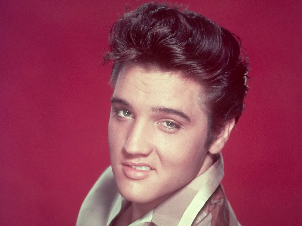 Ator impressiona como Elvis Presley em novos pôsteres; veja - 1