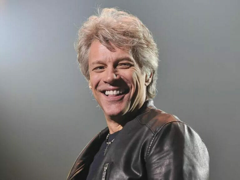 Bon Jovi está encontrando dificuldades para cantar as próprias músicas - 1