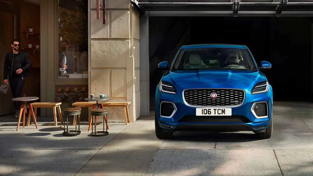 Jaguar E-Pace 2022 chega ao Brasil mais tecnológico e conectado - 2