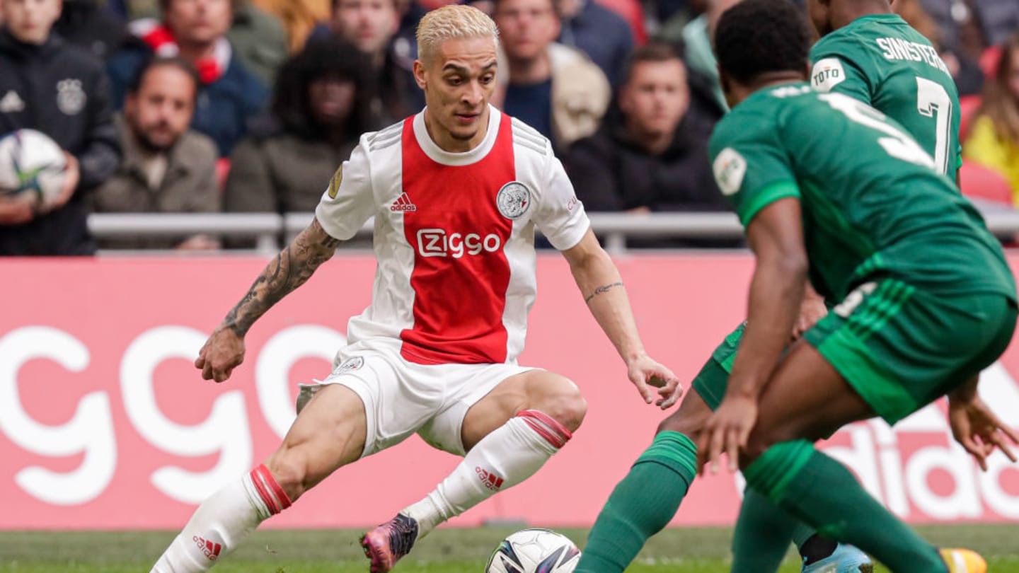 Manchester United enfrenta concorrência de mais dois clubes para contratar Antony, do Ajax - 1