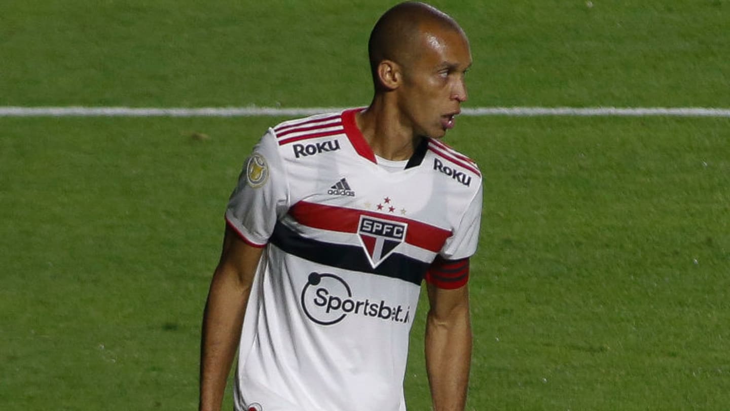 Os 10 jogadores mais velhos a entrarem em campo na atual edição da Série A  - 4