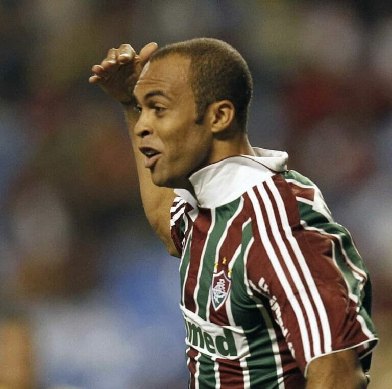 Ex-jogador do Fluminense sofre sequestro relâmpago no Rio de Janeiro: ‘há mais de uma semana vigiando a gente’ - 1