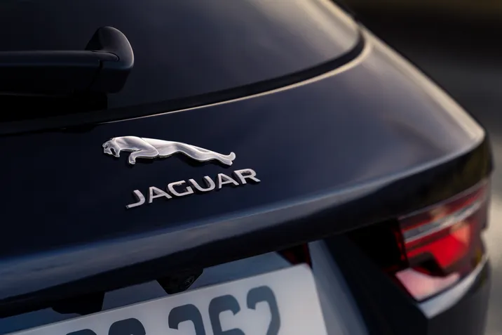 Jaguar F-Pace 2023 Híbrido Plug-in