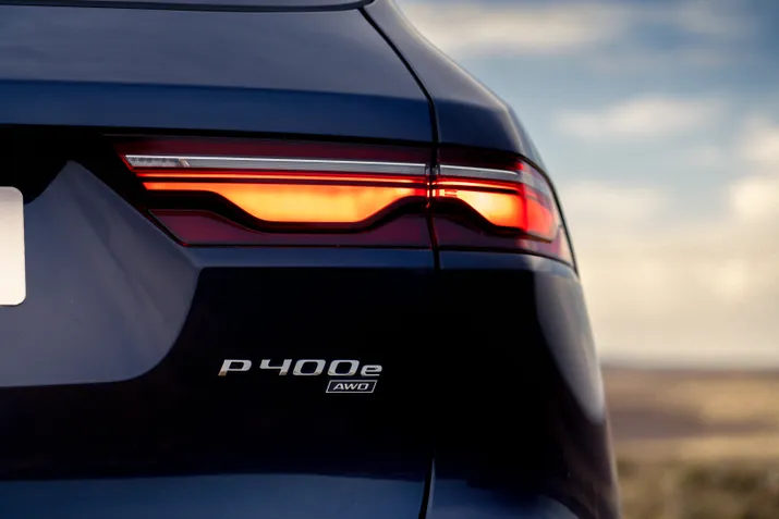 Jaguar F-Pace 2023 Híbrido Plug-in