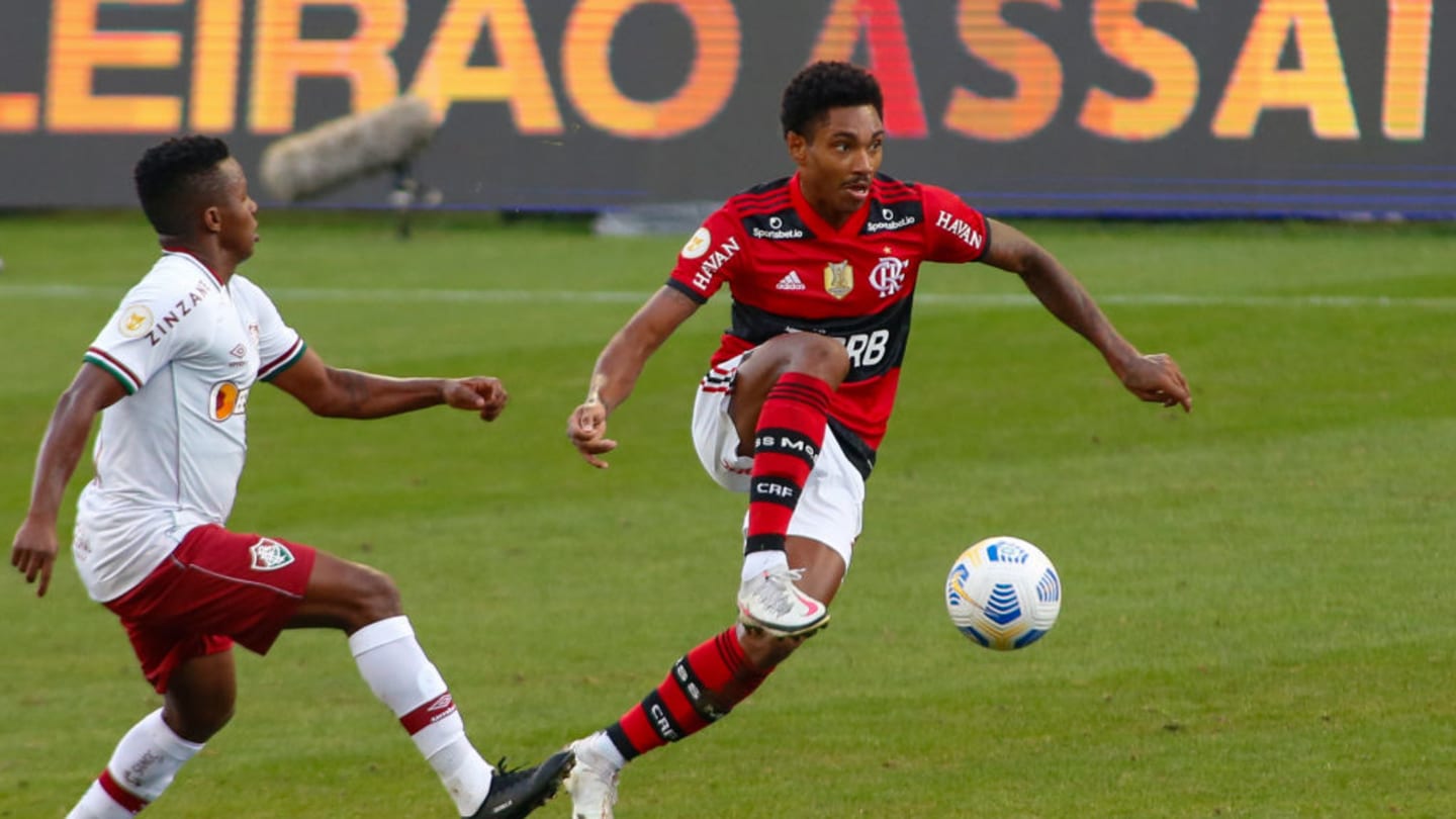 Vitinho acerta com time da Arábia Saudita e deixa o Flamengo após quatro anos - 1