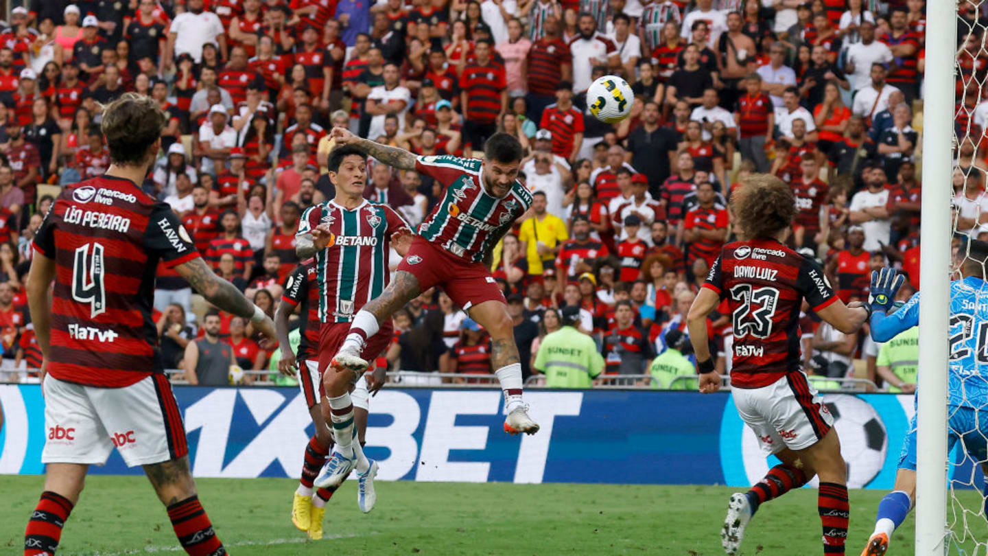 Em clássico polêmico, Fluminense supera Flamengo e assume vice-liderança da Série A - 2