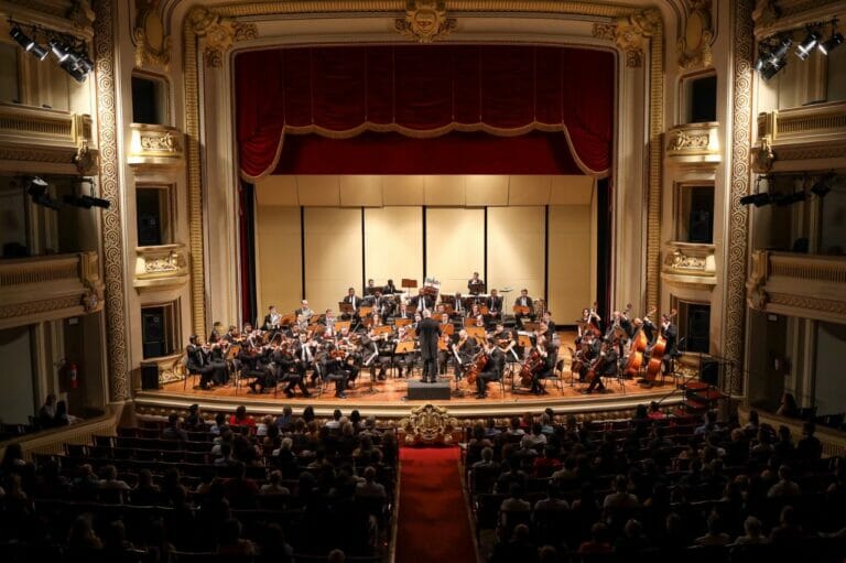 Orquestra Sinfônica de Ribeirão Preto faz “Série Concertos Especiais” sob regência do Maestro Cláudio Cruz - 1