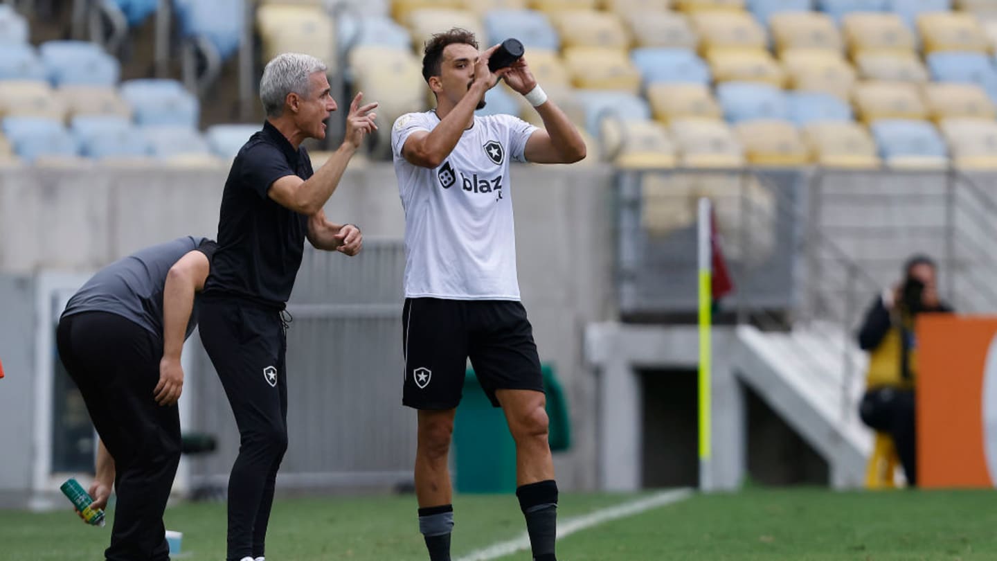 Destaque do Botafogo na Série A, meia Eduardo perderá restante da temporada por lesão - 1