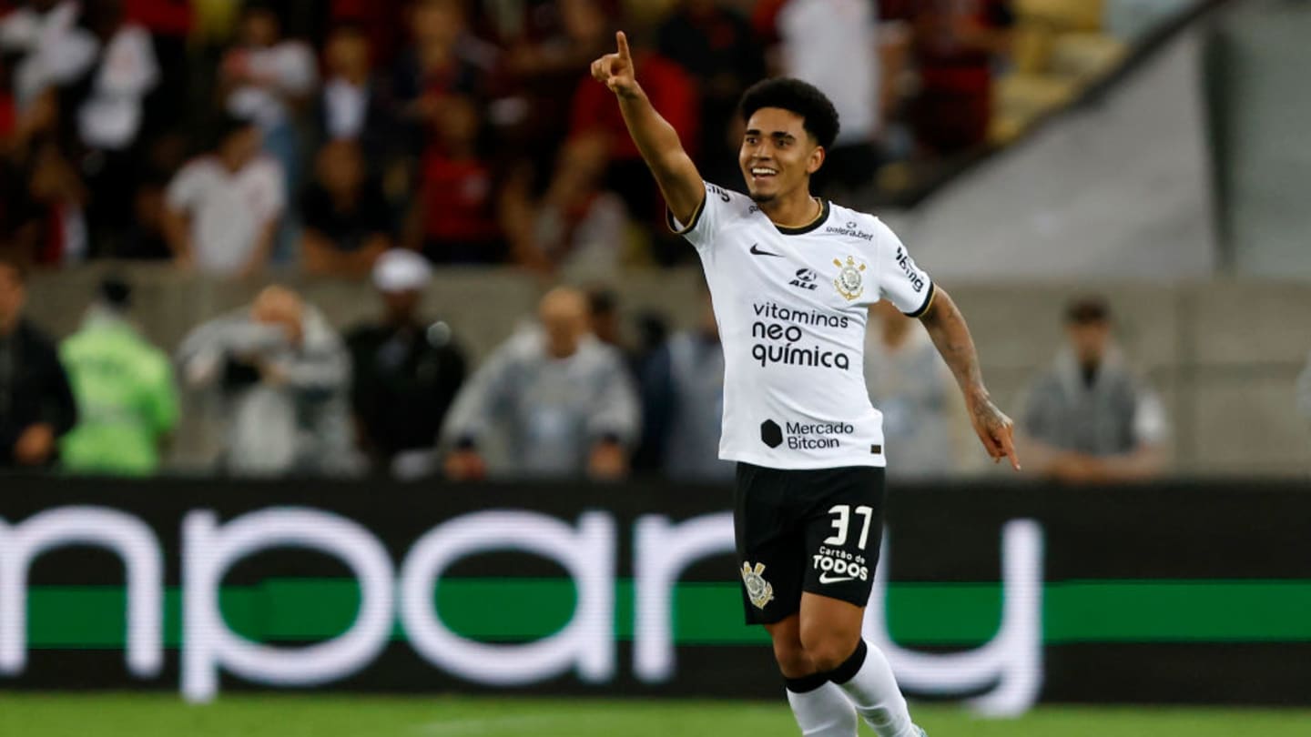 Corinthians aguarda resposta de Vítor Pereira, mas busca outras opções no mercado - 1