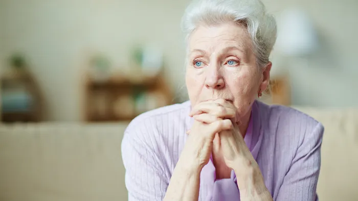 Estudo revela por que mulheres têm mais Alzheimer do que homens - 1