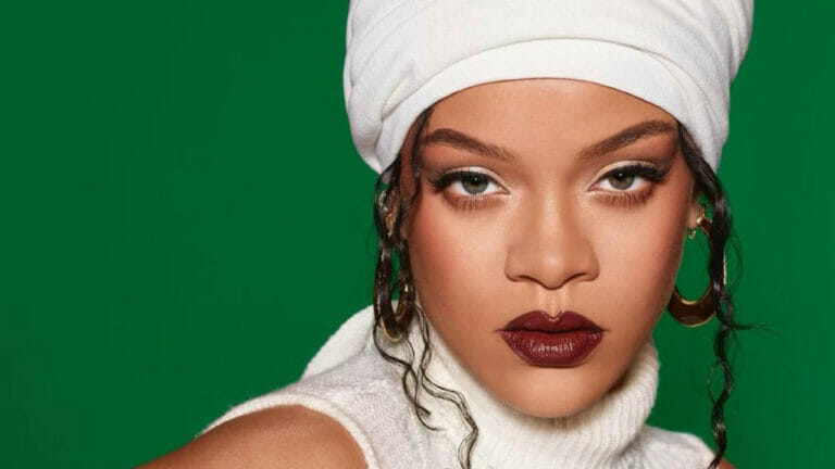 Rihanna surge “deformada” em propaganda da FENTY - 1