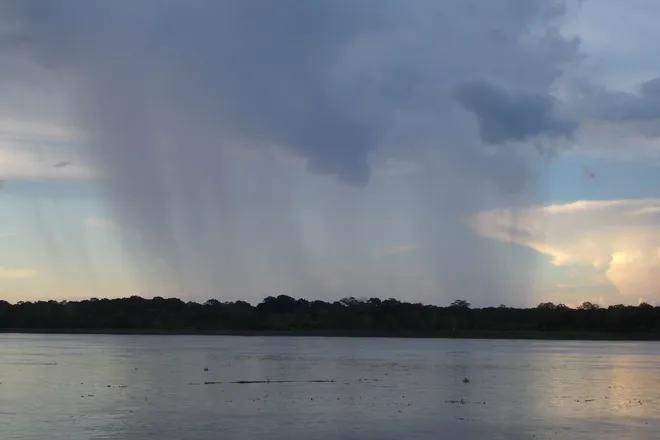 As chuvas da Amazônia são importantes não somente para o próprio bioma, mas também para outras regiões no país (Imagem: 10b travelling/Carsten ten Brink/CC BY-NC-ND 2.0)