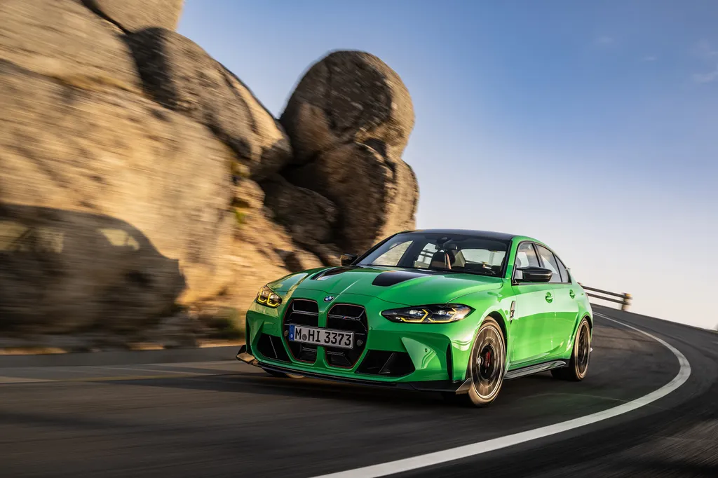 BMW M3 | Nova versão é mais potente e ultrapassa os 300 km/h - 2