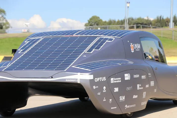 Sunswift 7 - Carro movido a energia solar