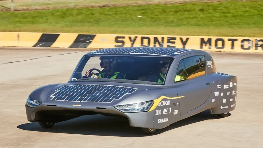 Sunswift 7 - Carro movido a energia solar