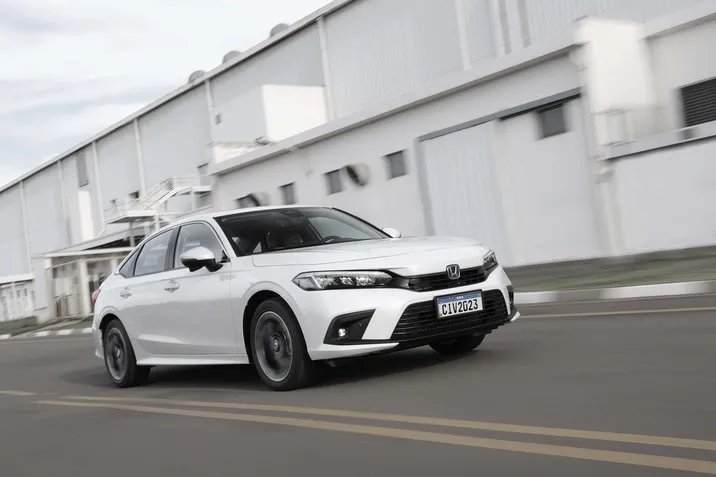 Honda Civic híbrido 2023
