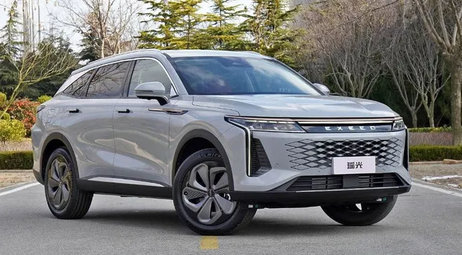 Marca de luxo da Chery define primeiro carro que vem ao Brasil - 2
