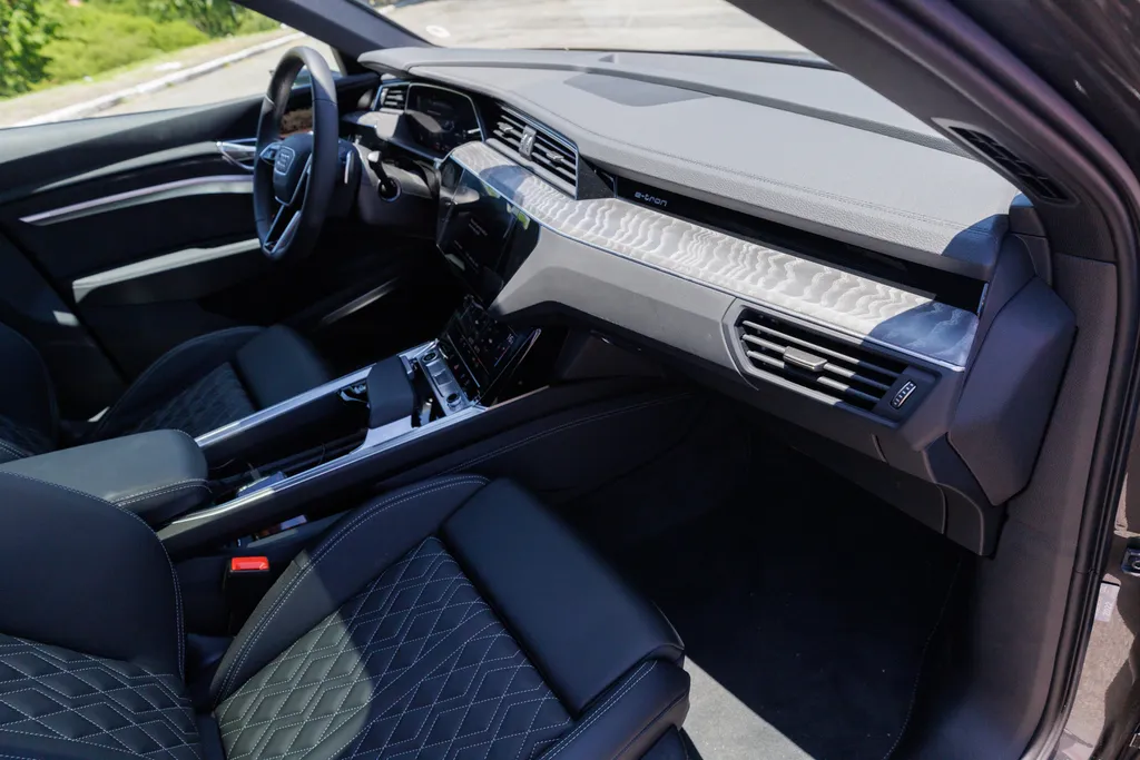 5 motivos para NÃO comprar o Audi e-Tron Sportback - 2