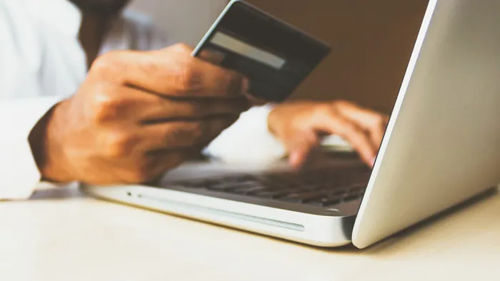 Compras online de até R$ 300 poderão ser pagas no débito sem senha - 1