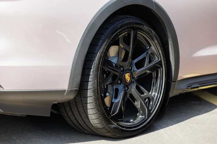 Porsche Taycan 4S Cross Turismo