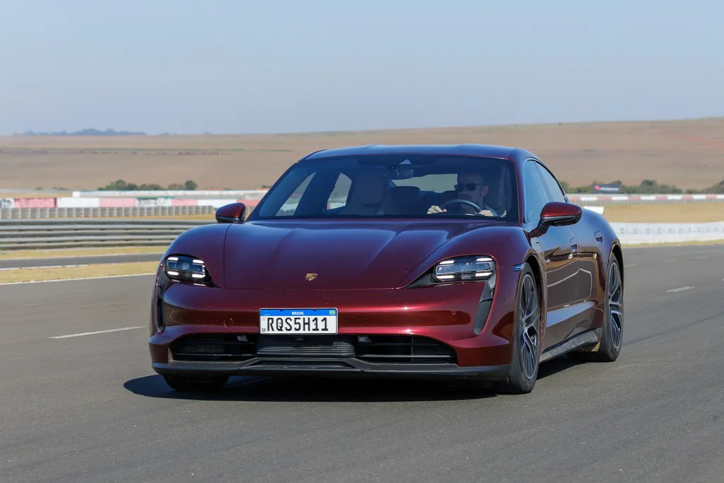 Quanto custa um Porsche Taycan? - 4