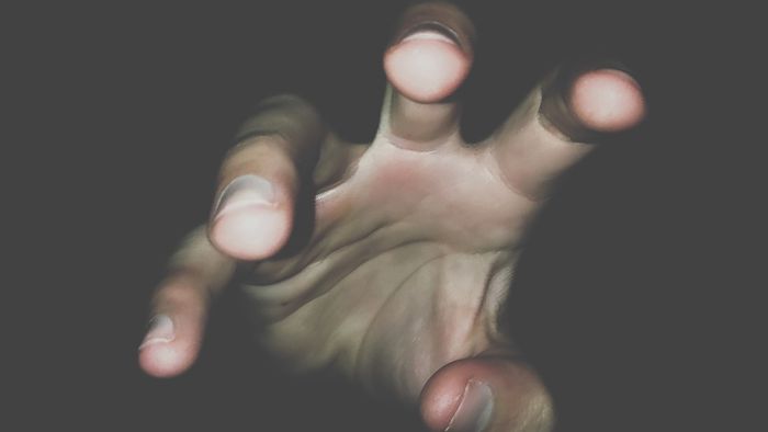 Bandidos usam falsos canais de atendimento em golpe da “mão fantasma” - 1