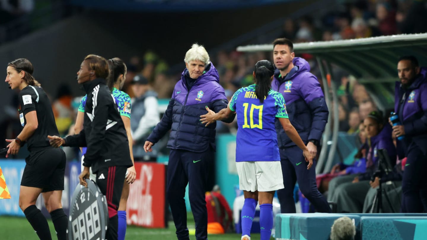Pia Sundhage dificilmente seguirá como treinadora da Seleção Brasileira Feminina, diz jornalista - 1