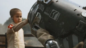 Resistência: Ficção científica do diretor de Rogue One tem trailer final comovente - 1