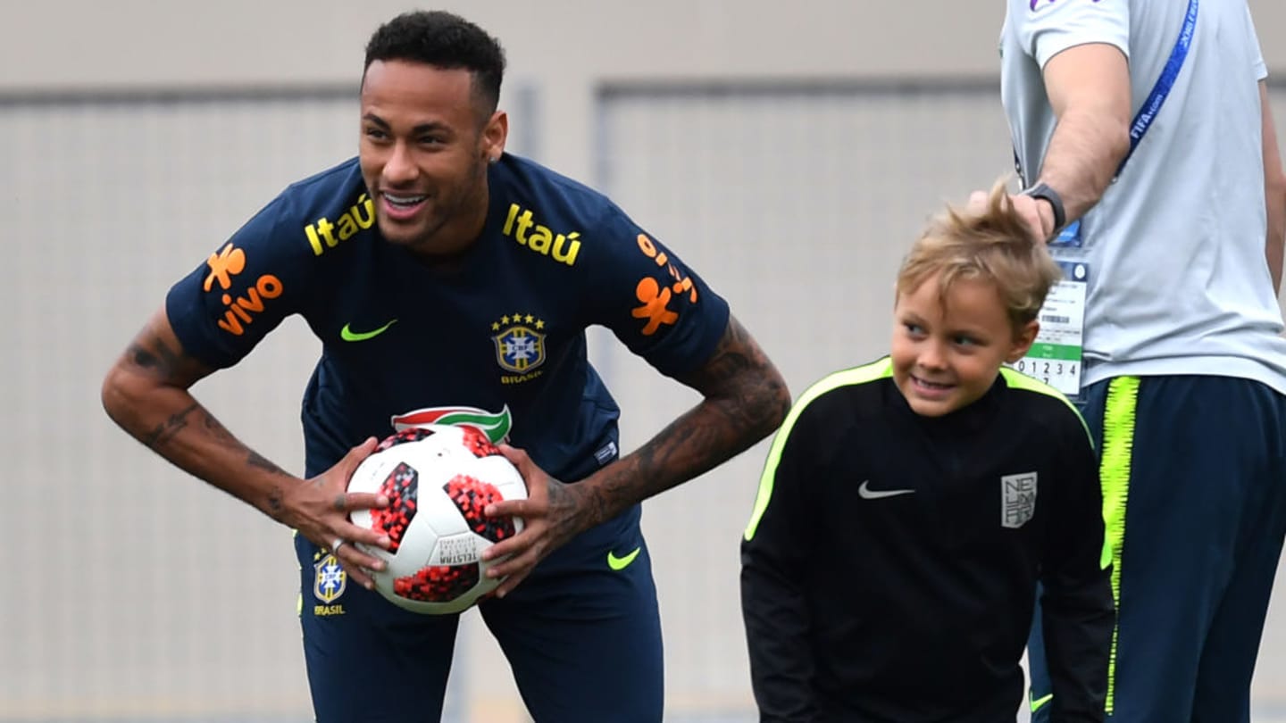 Neymar é liberado pelo Al Hilal e volta ao Brasil após nascimento da filha - 1