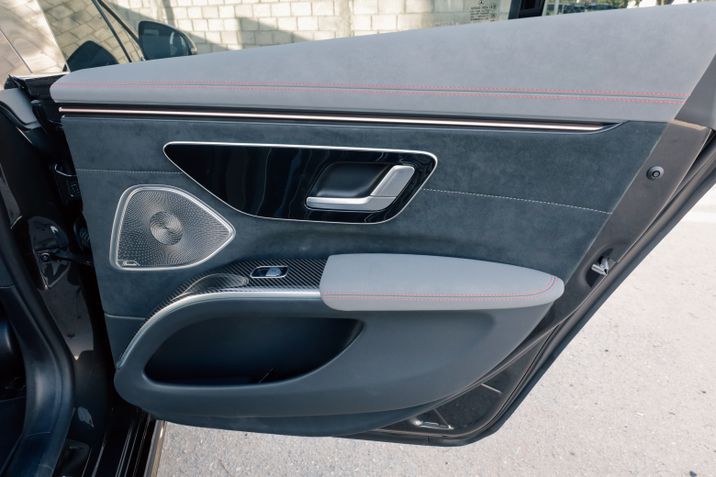 Mercedes AMG EQS53