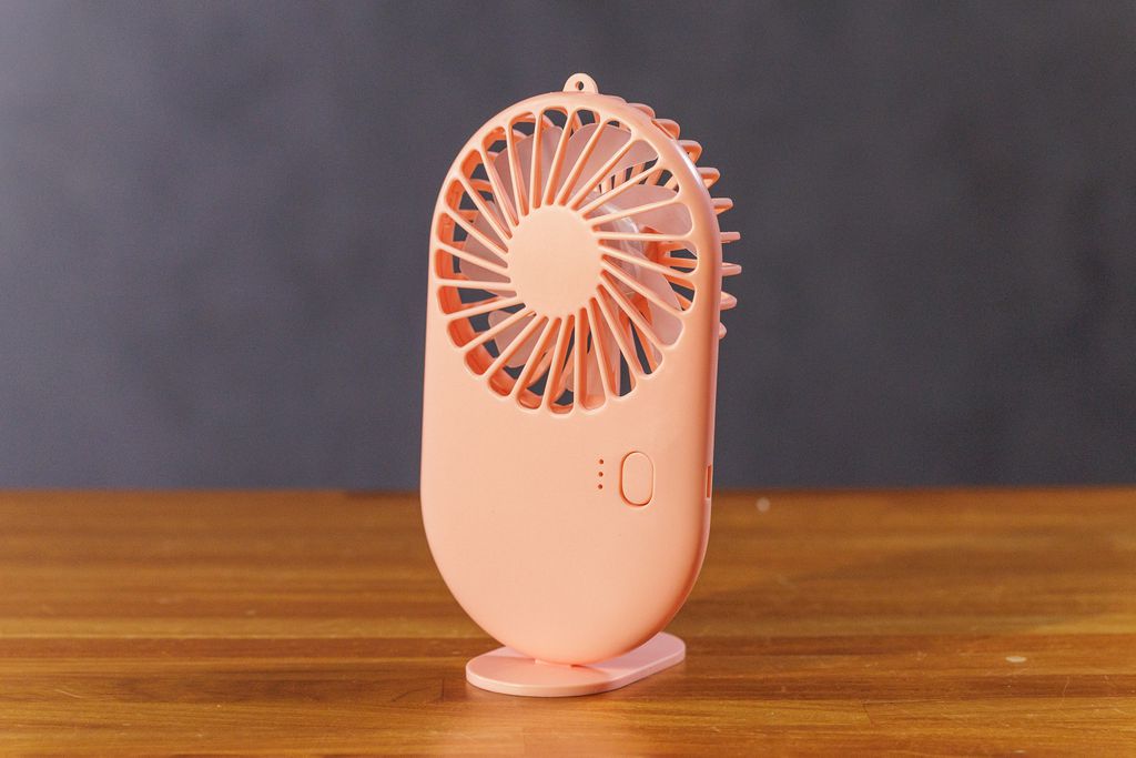 4 mini ventiladores baratinhos para refrescar o seu verão - 2