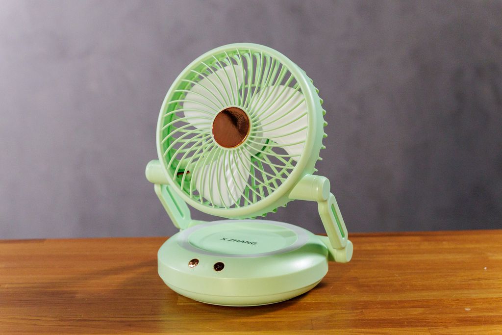 4 mini ventiladores baratinhos para refrescar o seu verão - 5