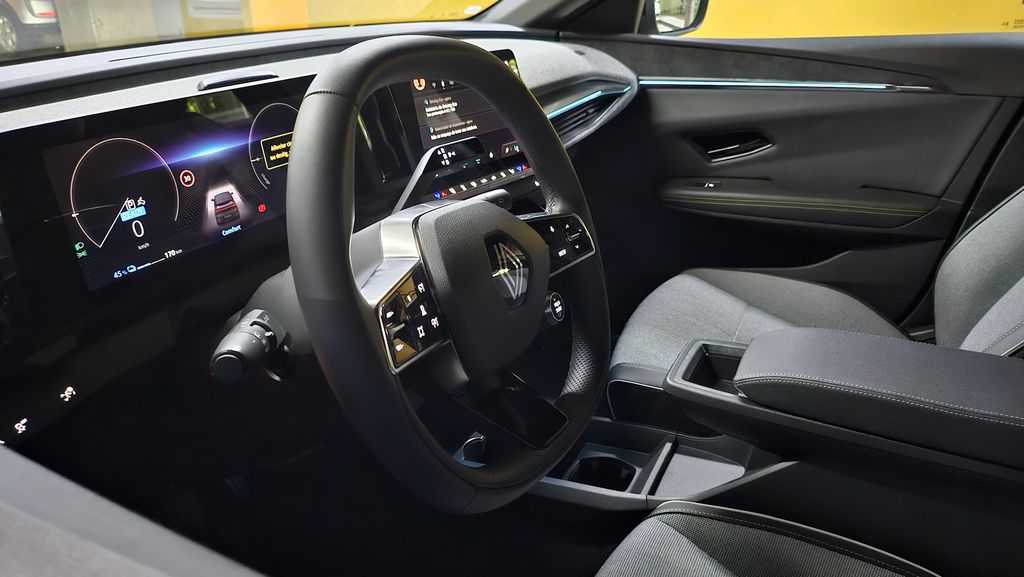 Renault Megane E-Tech x BYD Yuan Plus: Qual o melhor SUV elétrico? - 8