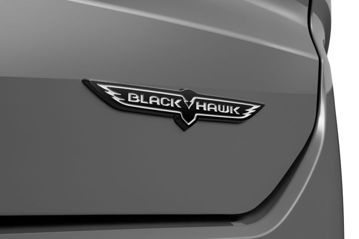 Jeep Commander Blackhawk 2025 (Lançamento)