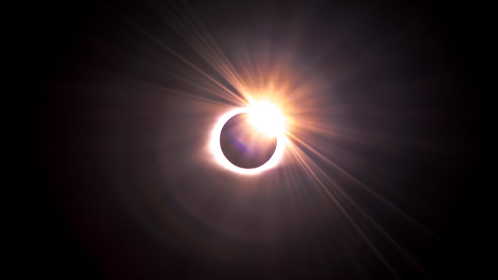 Pontos vermelhos apareceram no eclipse solar. O que eram? - 1