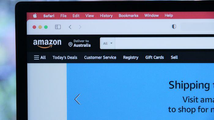 Amazon remove anúncios de celulares ilegais após pedido da Senacon - 1