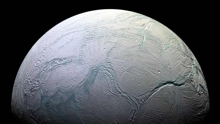 Possível vida em lua de Saturno estaria relacionada às marés - 1