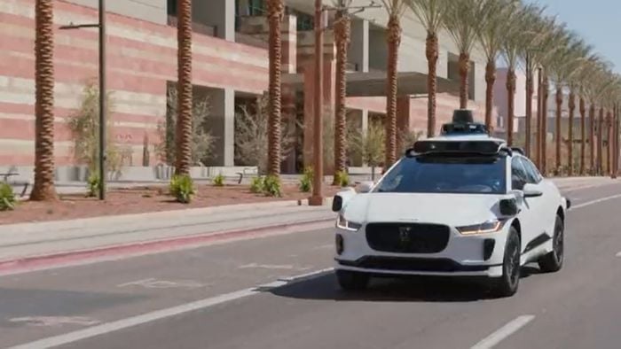 Táxi robô, sem motorista, é liberado para o público em San Francisco - 1