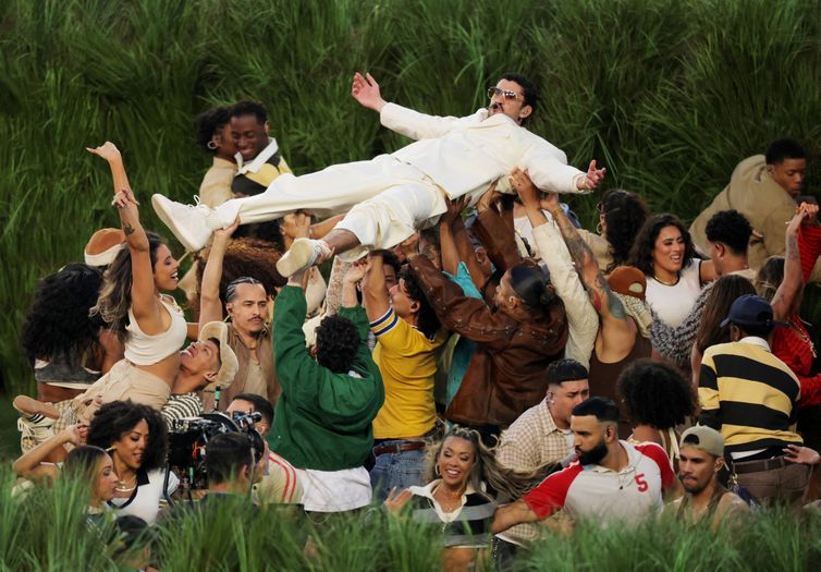 Super Bowl LX - Half-Time Show - New England Patriots v Seattle Seahawks - Levi's Stadium, Santa Clara, California, United States - February 8, 2026 Bad Bunny performs during the halftime show REUTERS/Carlos Barria     TPX IMAGES OF THE DAY