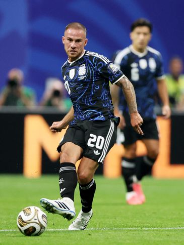 Reuters/Brett Davis/Proibida reprodução Soccer Football - FIFA World Cup 2026 - Semi Final - England v Argentina - Atlanta Stadium, Atlanta, Georgia, U.S. - July 15, 2026 Argentina's Alexis Mac Allister in action IMAGN IMAGES via Reuters/Brett Davis