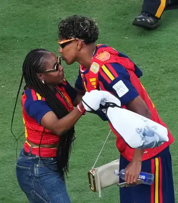 Soccer Football - FIFA World Cup 2026 - Final - Spain v Argentina - New York/New Jersey Stadium, East Rutherford, New Jersey, U.S. - July 19, 2026 Spain's Lamine Yamal celebrates with his mother Sheila Ebana after winning the World Cup IMAGN IMAGES via Reuters/James Lang