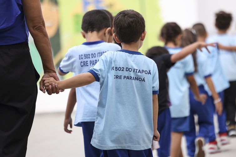 Marcelo Camargo/Agência Brasil Brasília (DF), 26/03/2025 - Alunos de escola no Itapuã, região administrativa do Distrito Federal. Foto: Marcelo Camargo/Agência Brasil
